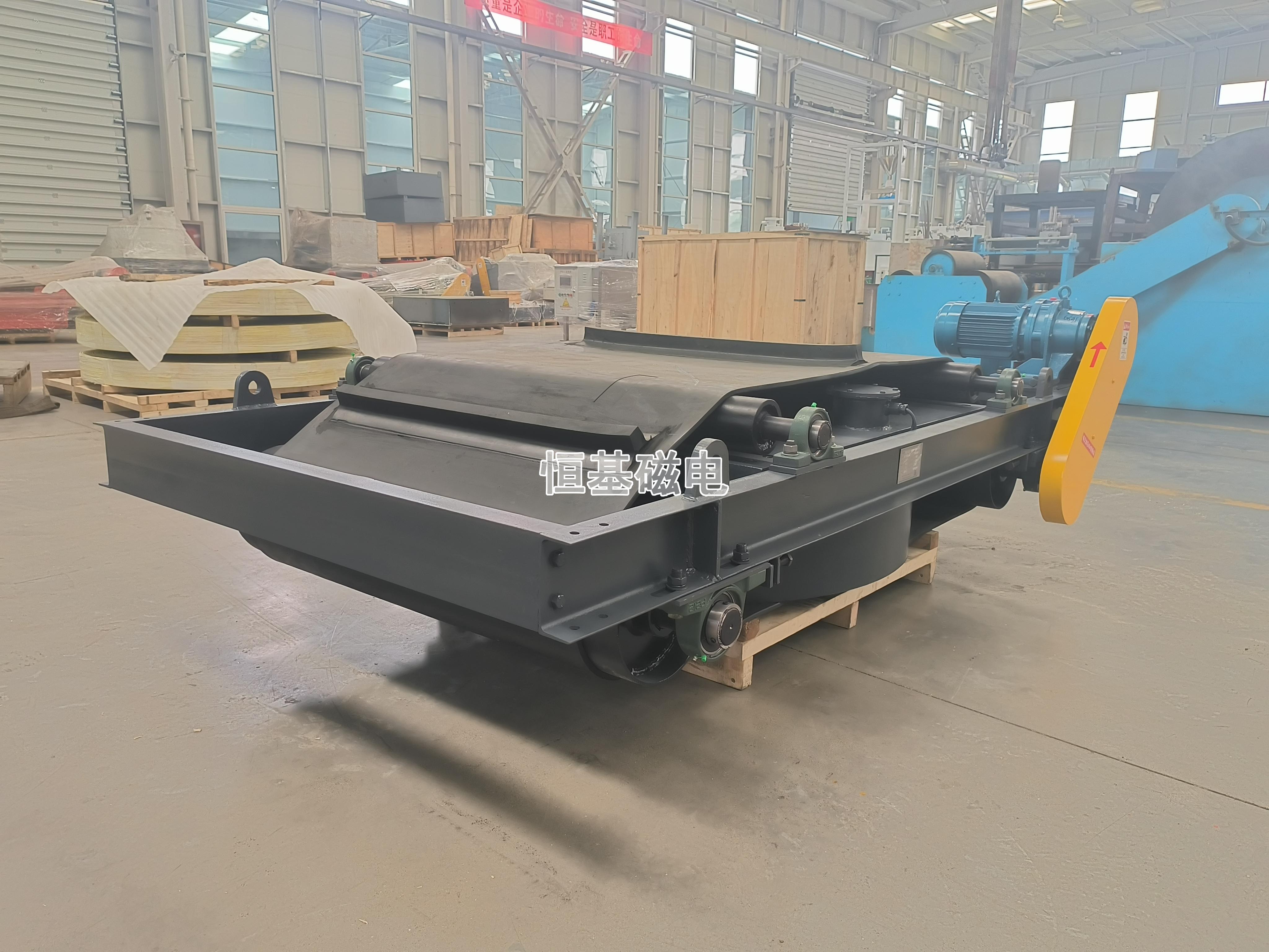 帶式電磁除鐵器 帶式電磁除鐵器